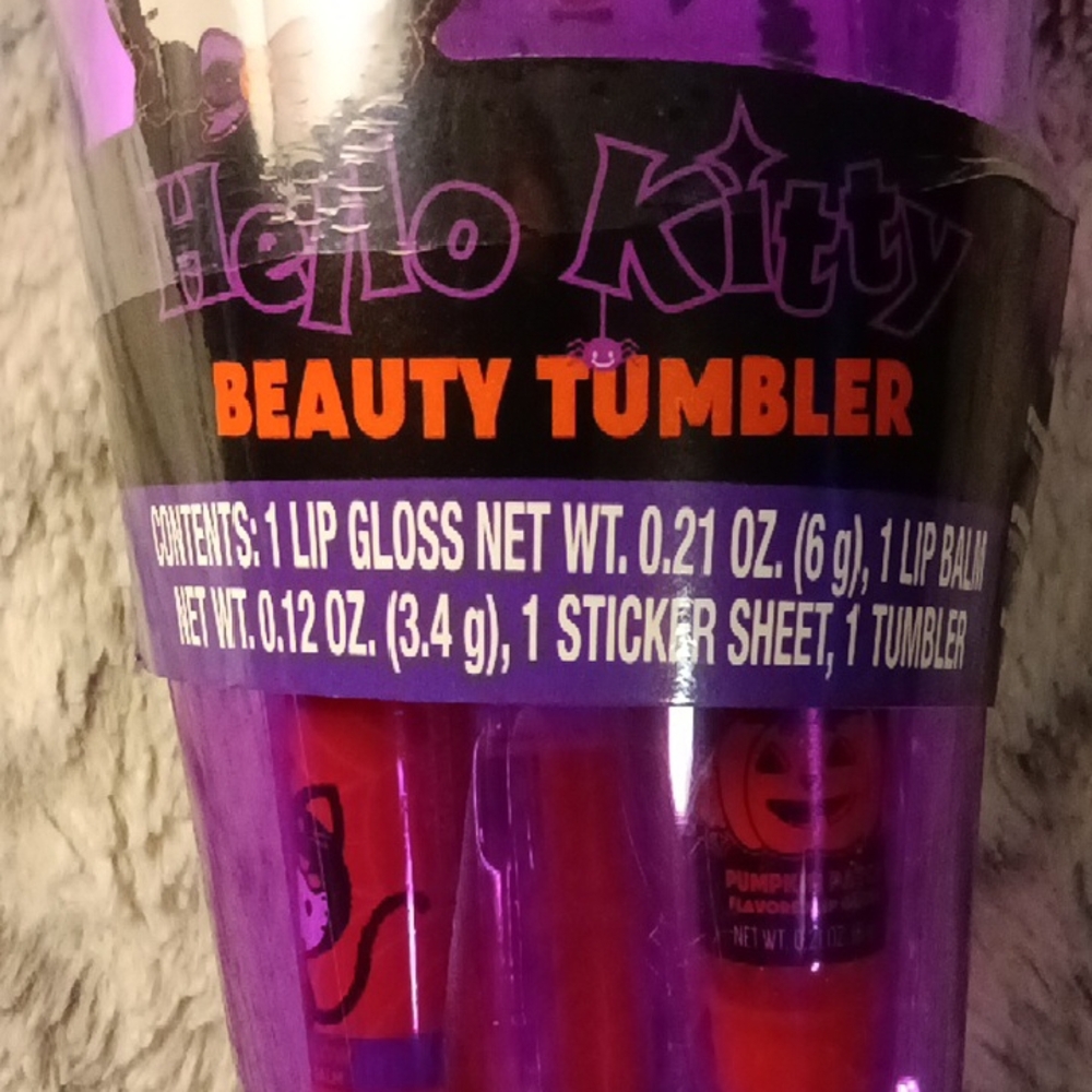 Hello Kitty Purple Beauty Set - Picture 2 of 2
